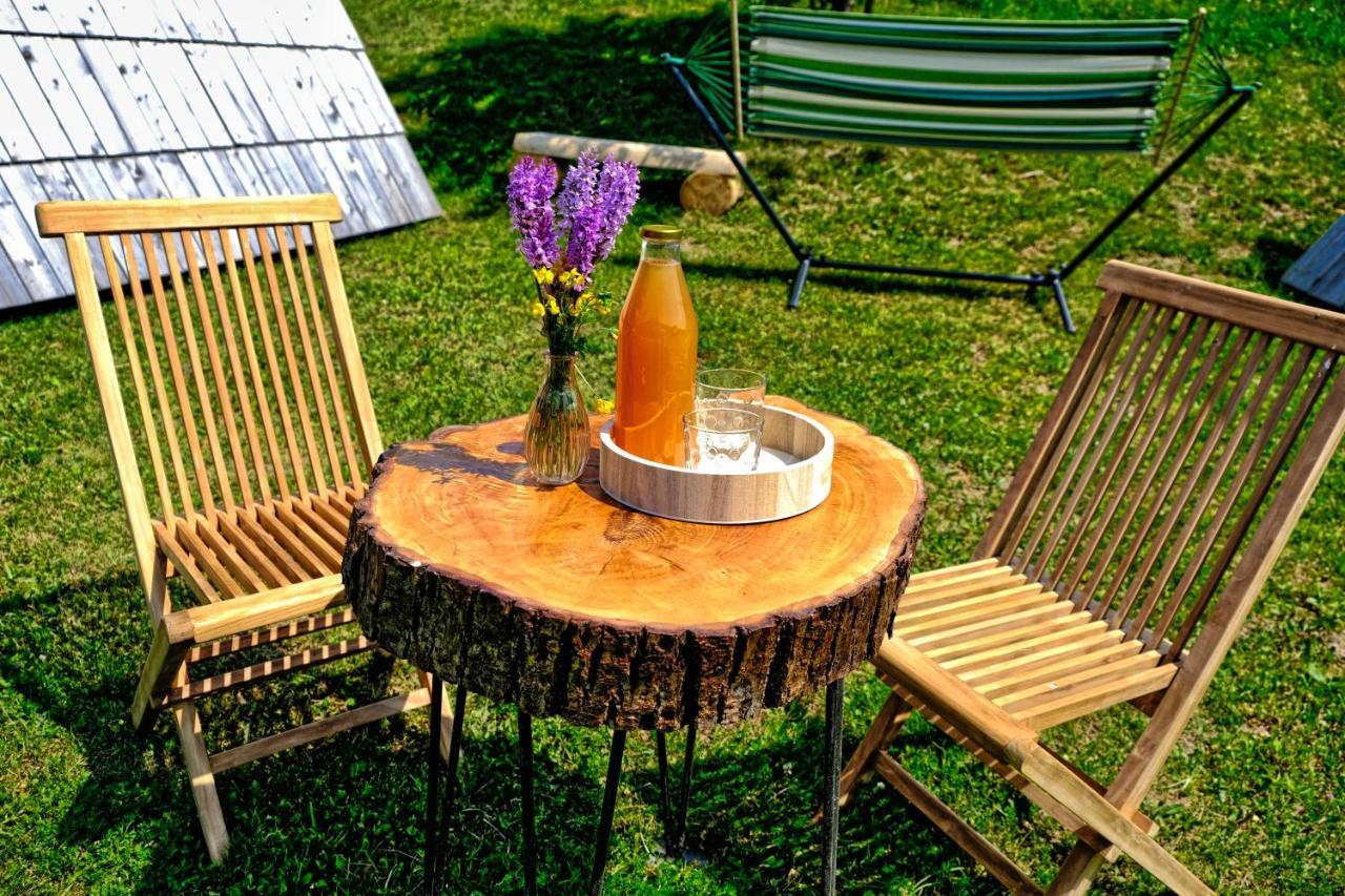 Отель Glamping Brodej Vitanje Экстерьер фото