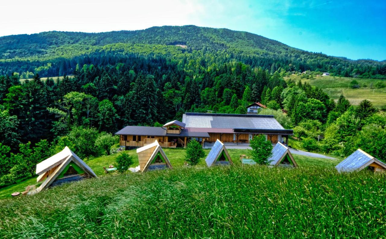 Отель Glamping Brodej Vitanje Экстерьер фото