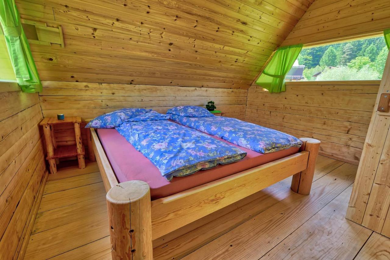 Отель Glamping Brodej Vitanje Экстерьер фото